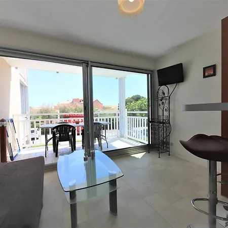 Beau 2 Pieces Pour 5 Pers. Avec Parking, Piscine Et Loggia, A 400m De La A - Fr-1-559-14 * Palavas-les-Flots