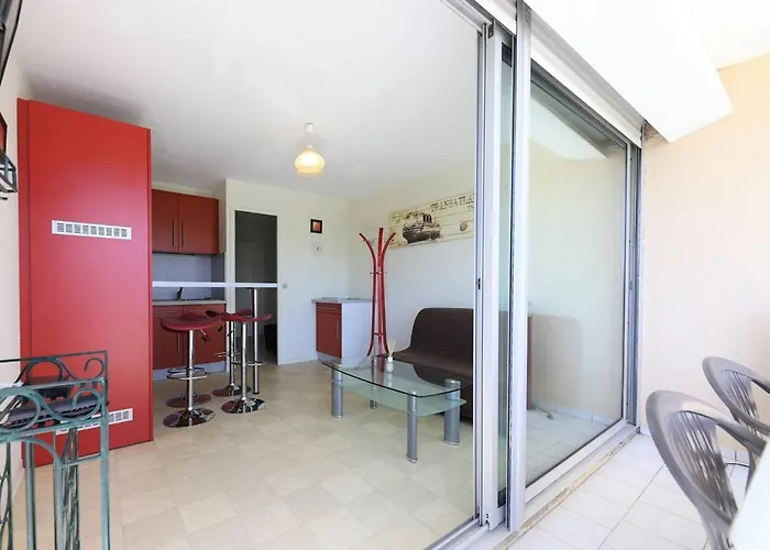 Appartement Beau 2 Pièces Pour 5 Pers. Avec Parking, Piscine Et Loggia, à 400m De La à - Fr-1-559-14 Palavas-les-Flots